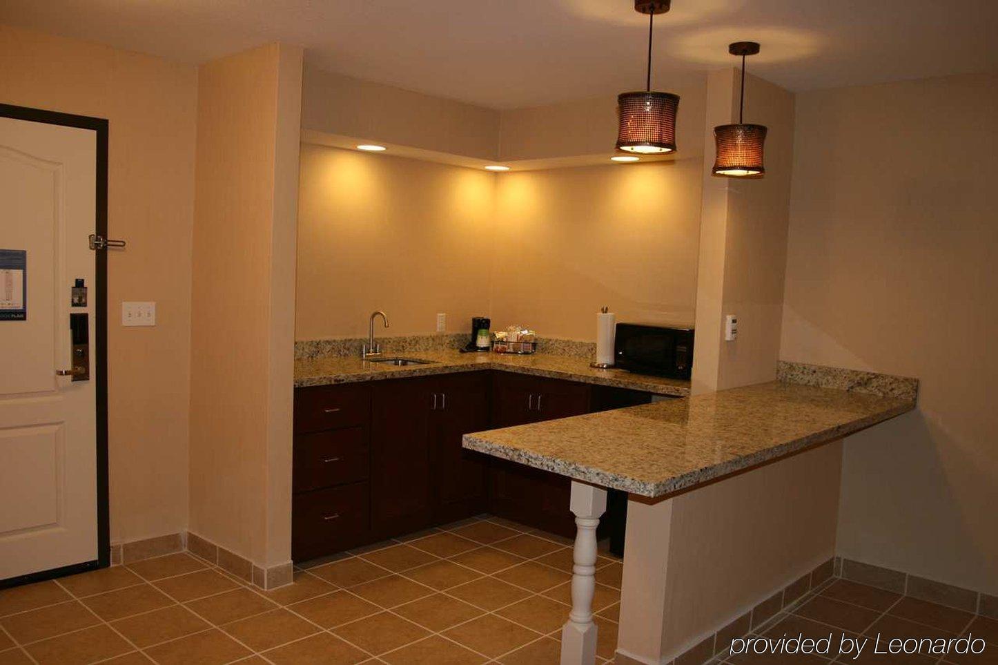 Hampton Inn & Suites New Castle, Pa Δωμάτιο φωτογραφία