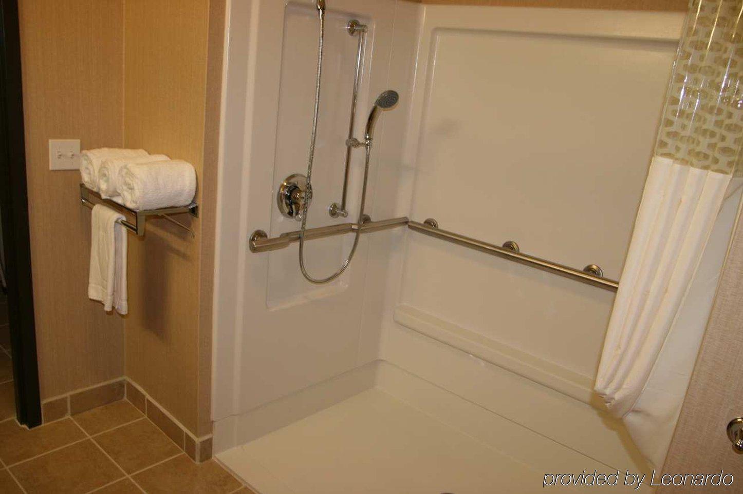Hampton Inn & Suites New Castle, Pa Δωμάτιο φωτογραφία